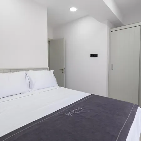 Ayayorgi Cesme, 2-1 Suit 아파트